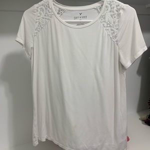 AMERICAN EAGLE “Favorite T”